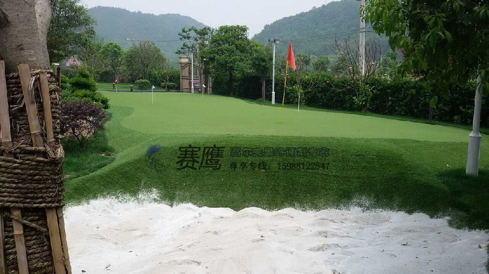 人工果岭施工···